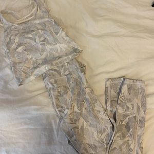 SOLD | Lululemon matching set